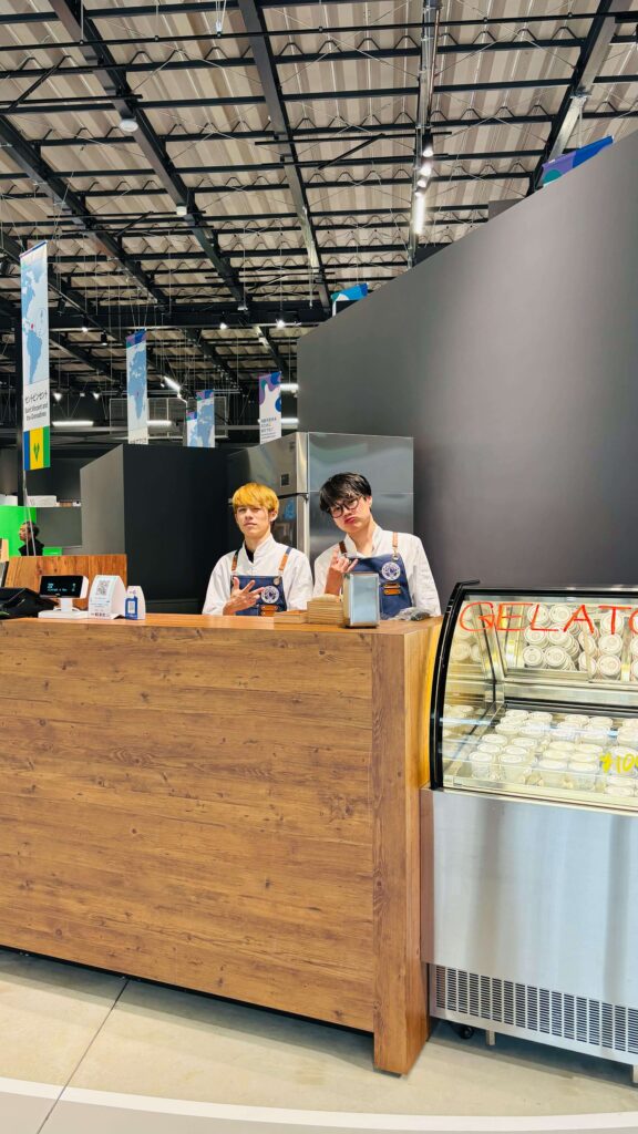 casa cuomo cafe expo 店の様子